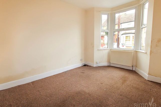 Bellclose Road, West Drayton Middlesex photo 2