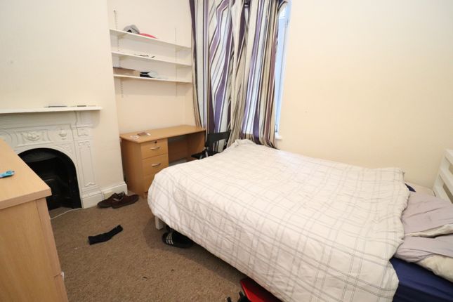 12, Colum Road, Cardiff photo 4