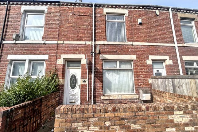 2-bed house on 14, Renwick Road, Blyth, £55,000