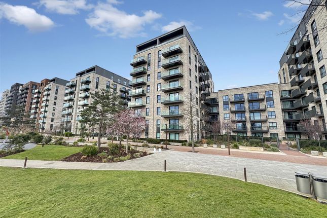 2-bed flat on Flat 10, 2, Arber House, Greenleaf Walk, Southall, £480,000