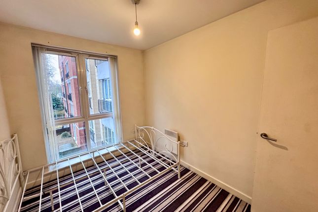 Apt 23, Nottingham photo 5