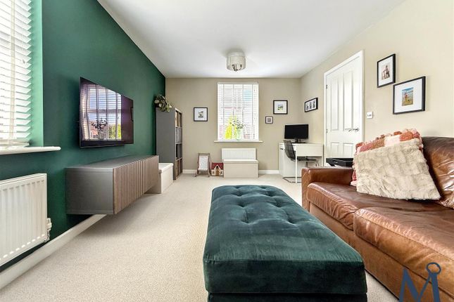 30, Bluebell Way, Coalville photo 4