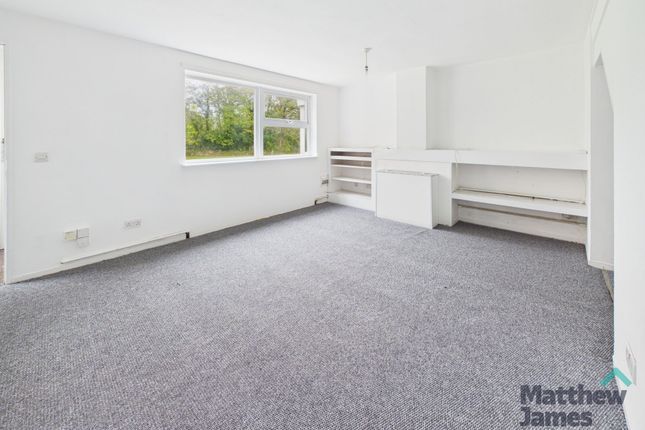82 Ilex Close, Colchester photo 3