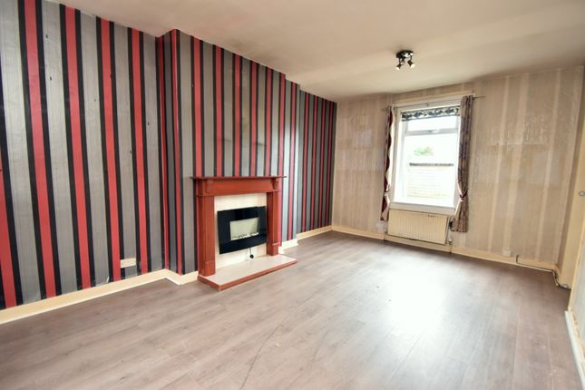 58, Mooreland Gardens, Addiewell photo 4