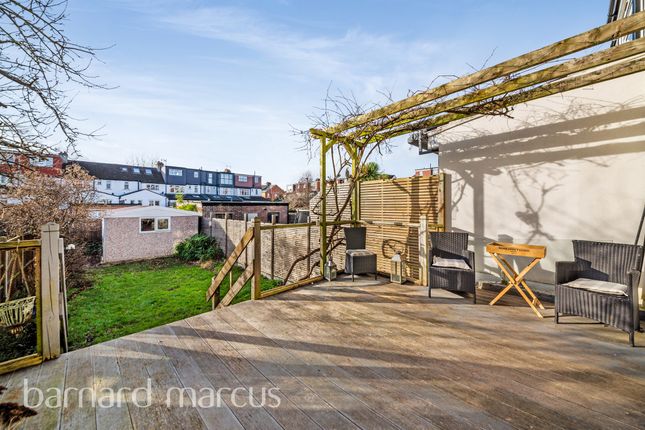 Terraced house for sale in Brooklands Avenue, London