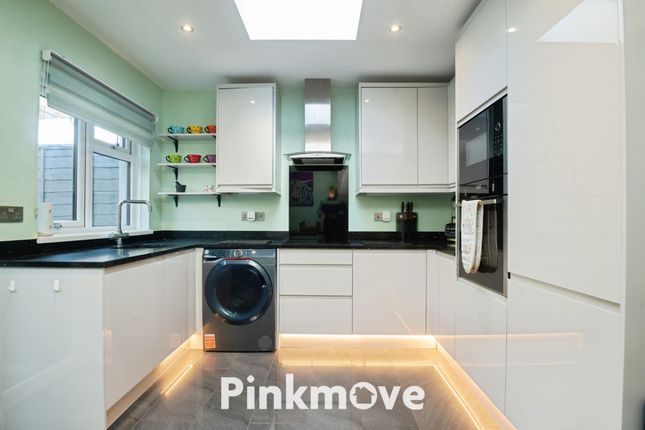 4 Dockwell Terrace, Station Road, Newport photo 3