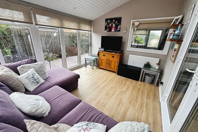 219, Broadwater Drive, Doncaster photo 2