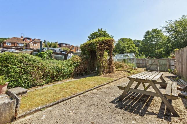 7, Ashdown Road, High Wycombe photo 4