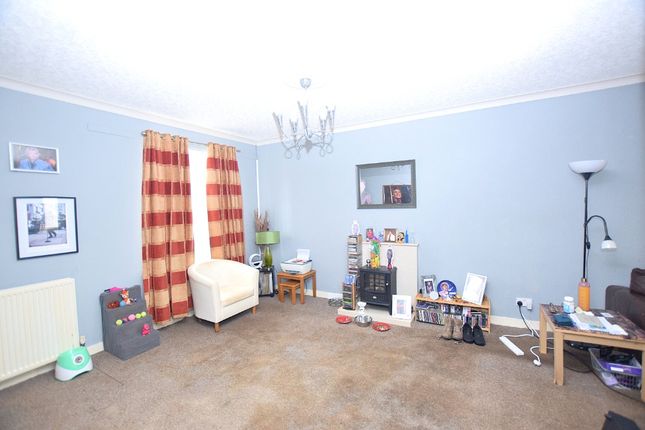 B, 3, Hastings Square, East Ayrshire photo 3
