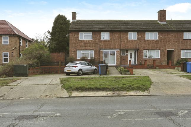 End terrace house for sale in Hawthorn Drive, Ipswich