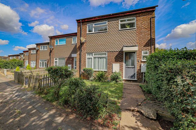 End terrace house for sale in Laidon Square, Hemel Hempstead