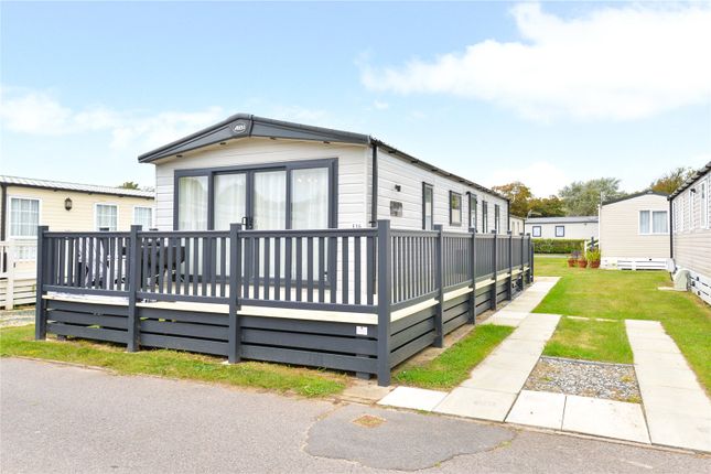 Mobile/park home for sale in Shorefield Country Park, Downton, Lymington, Hampshire