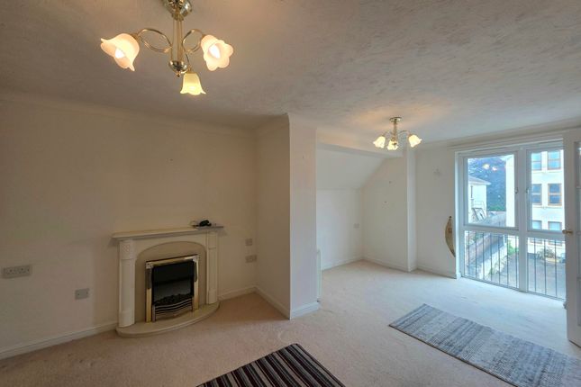 35, Paignton photo 4