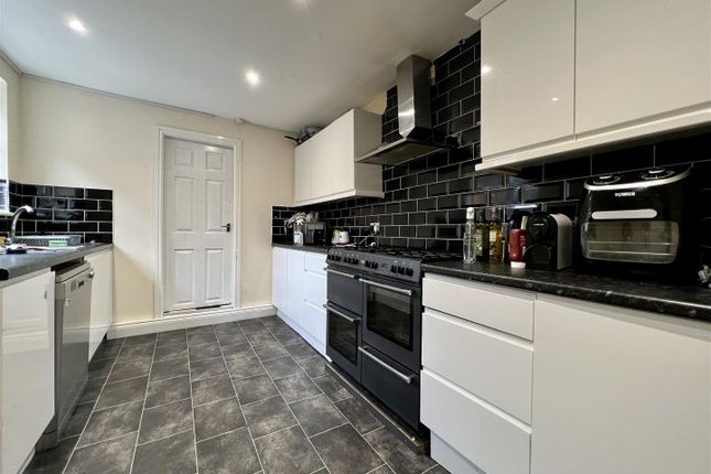 8-bed house on Queens Road, Newcastle Upon Tyne, £5,893/mo