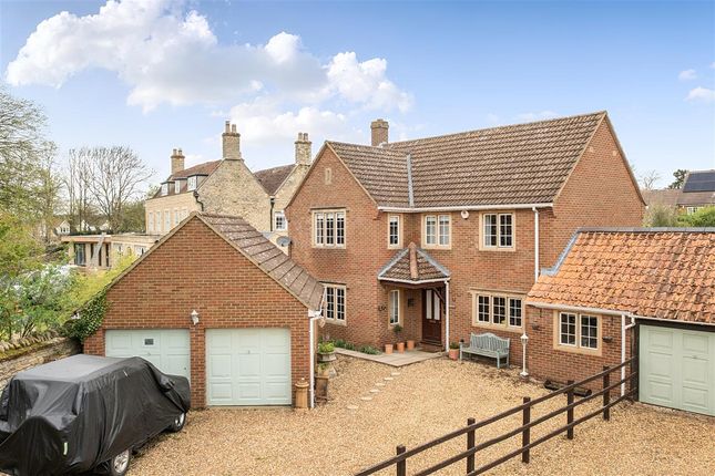 The Stables, 56, Main Road, Biddenham photo 4