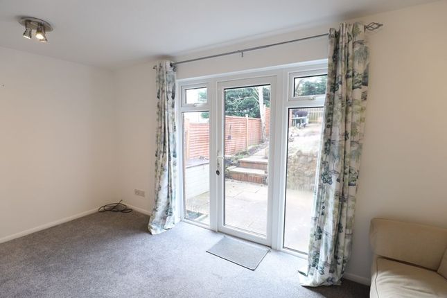 203, Farm Hill, Exeter photo 4