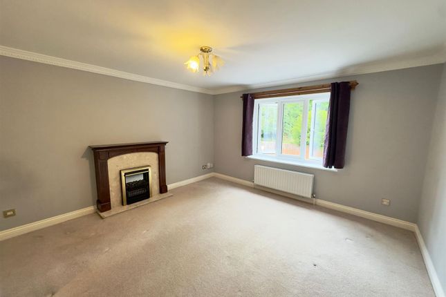 15, Lefroy Park, Fleet photo 4