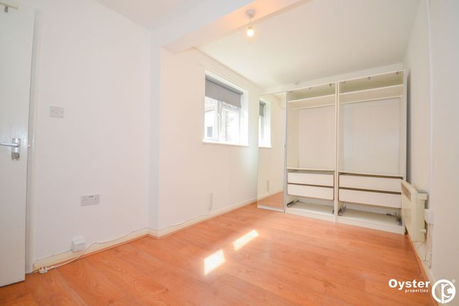 932b High Road, London photo 4