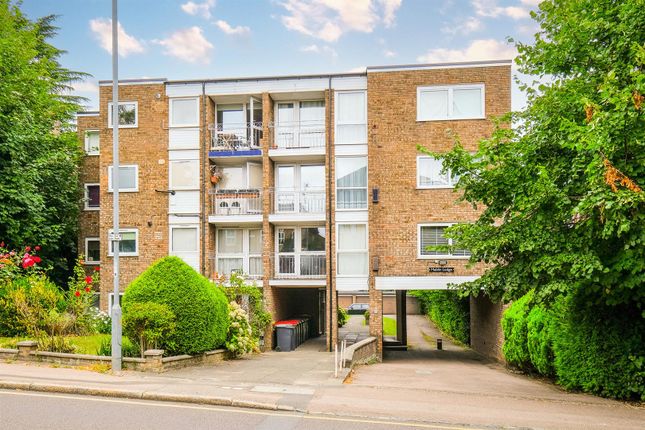 Thumbnail Flat for sale in Mablin Lodge, Palmerston Road, Buckhurst Hill