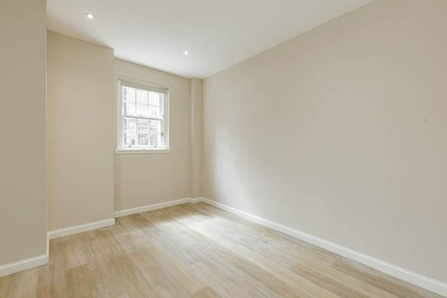 Atholl Crescent Lane, City Centre, Edinburgh, Edinburgh photo 2