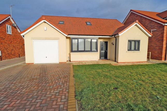 Thumbnail Bungalow to rent in Christophers Meadow, Scunthorpe