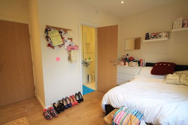 Terraced house to rent in Colum Road, Cathays, Cardiff