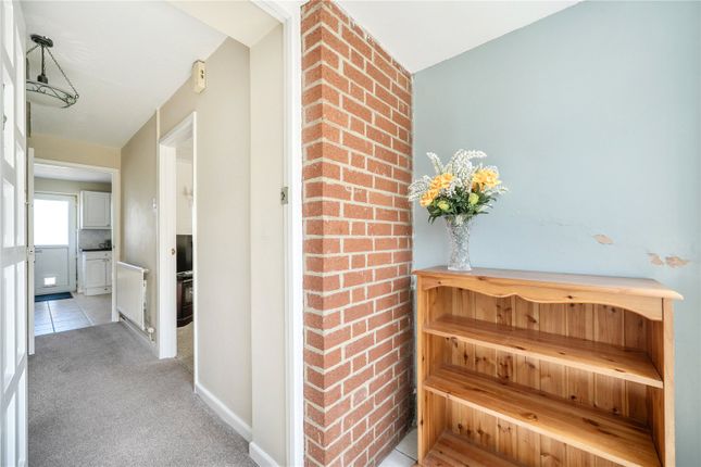 14, Attlee Crescent, Swindon photo 2