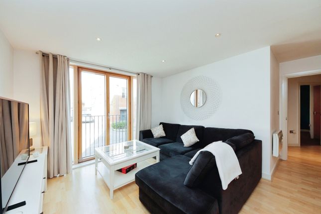 Flat for sale in Ascote Lane, Shirley, Solihull