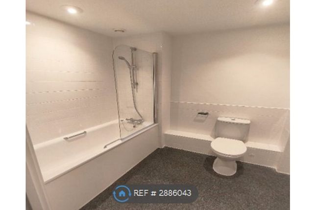 Gibson Court, Dowding Drive, London photo 3