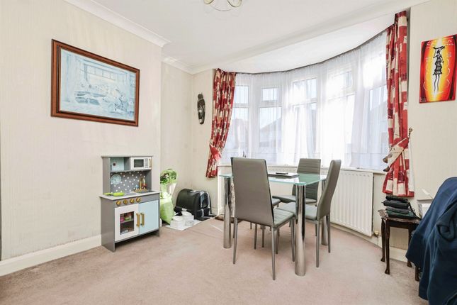 118, Sunnymead Road, Birmingham photo 3