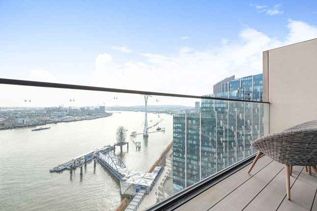 PENINSULA, UPPER RIVERSIDE,  No 1, GREENWICH photo 3
