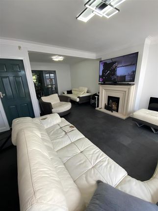 12 Sandown Road, Lancaster photo 4