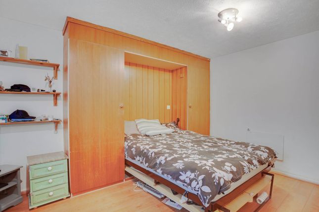 38, Harper Road, London photo 5