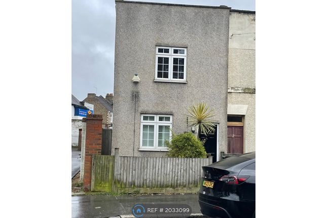 Thumbnail Semi-detached house to rent in Leslie Park Road, Croydon