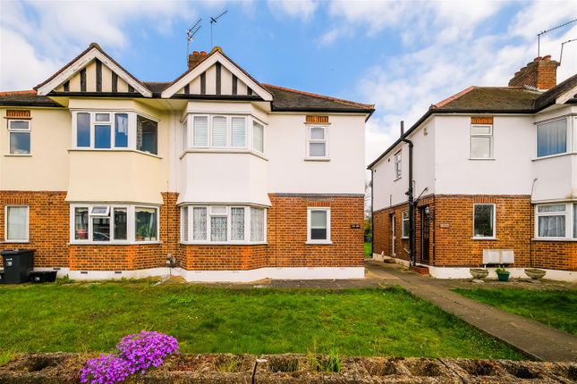 87, Onslow Gardens, South Woodford photo 4