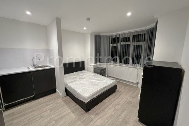 Thumbnail Property to rent in Stanford Road, Luton
