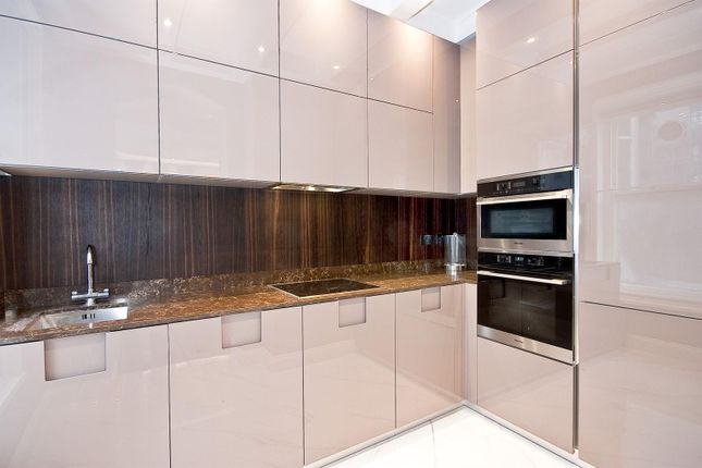 Flat to rent in Park Mansions, Knightsbridge, London