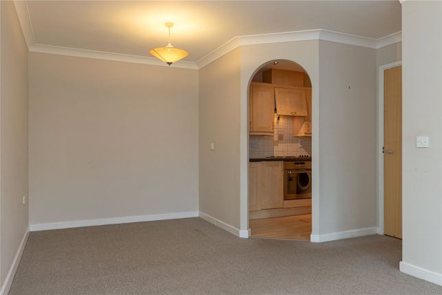 Flat 32, The Mount St. Georges,, Second Avenue, Staffordshire photo 4