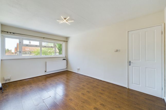 Flat for sale in Wymersley Road, Hull