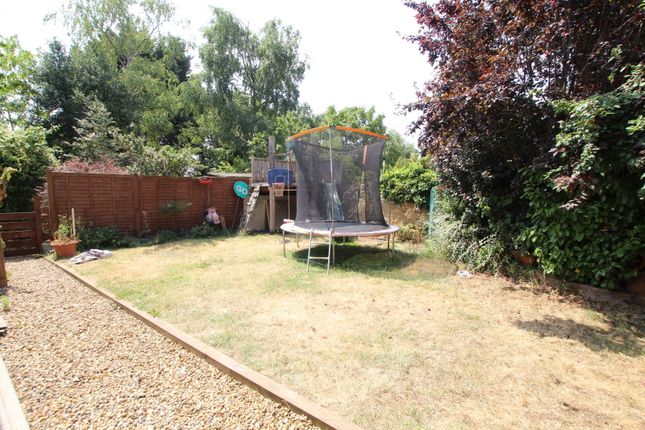 9, Sandy Road, Sandy photo 4