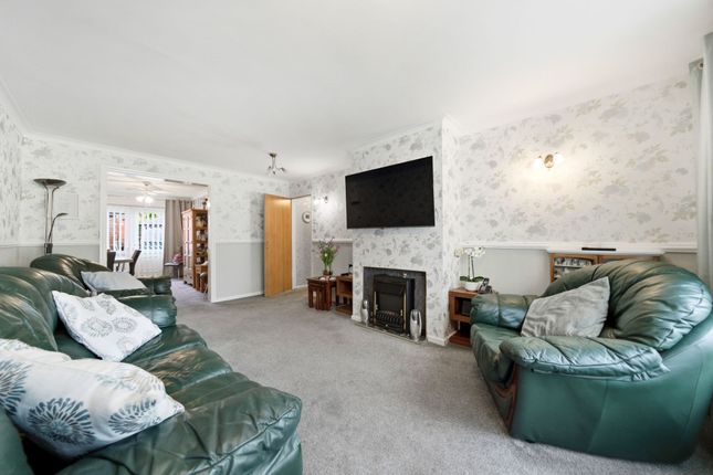 169 Edge Green Lane, Warrington photo 4