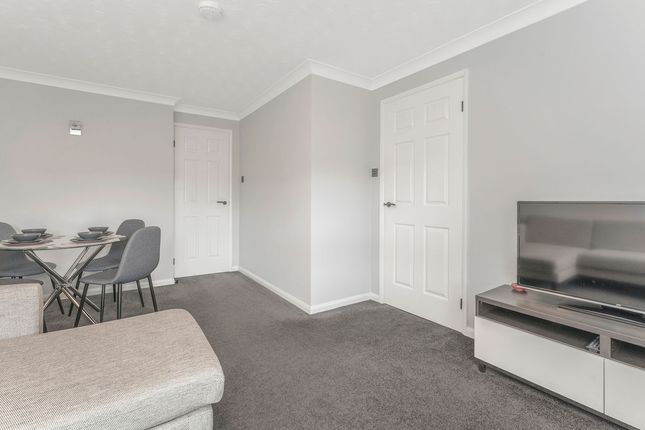 Fauldburn, East Craigs, Edinburgh, EH12 8YJ, Edinburgh photo 3