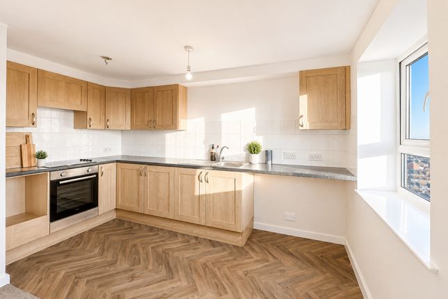Flat 1205, City View, Highclere Avenue, Salford photo 2