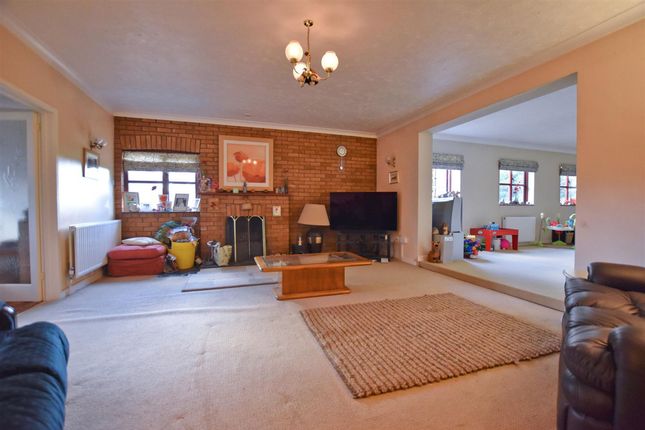 Bracken House, 199a Holt Road, Cromer photo 4