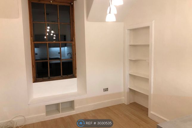 Flat, Dean Street, Edinburgh photo 2