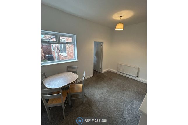 Thompson St West, Darlington photo 3