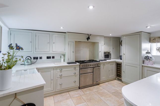 14, Coxwell Street, Gloucestershire photo 3
