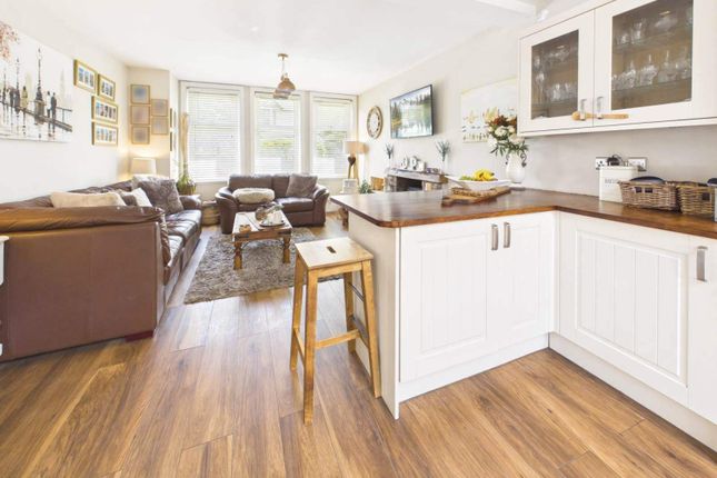 11, St. Margarets Road, Cardiff photo 3