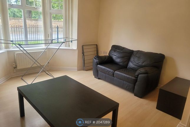 Flat to rent in Bedford Road, Northampton