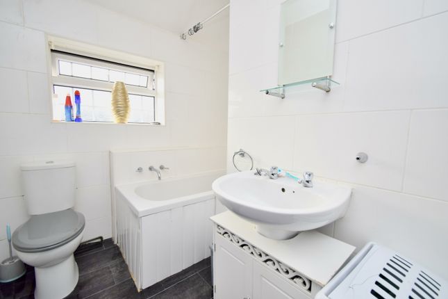 Terraced house for sale in Steins Lane, Humberstone, Leicester